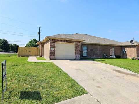 999 Lake Drive, Grand Prairie, TX 75051