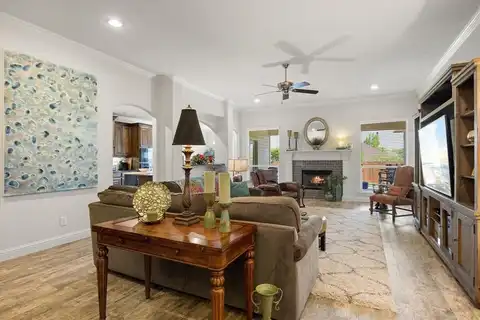 4425 Logan Circle, Granbury, TX 76049