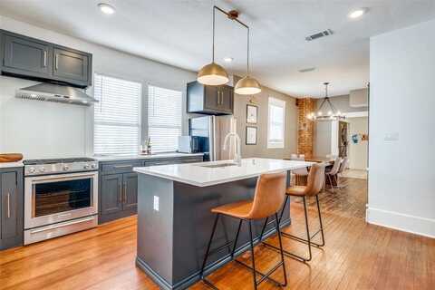 112 S Winnetka Avenue, Dallas, TX 75208