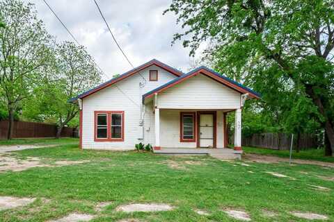 563 E Long Street, Stephenville, TX 76401
