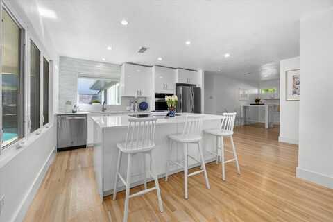 3848 South Drive, Fort Worth, TX 76109