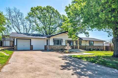 110 Pine Street, Weatherford, TX 76086