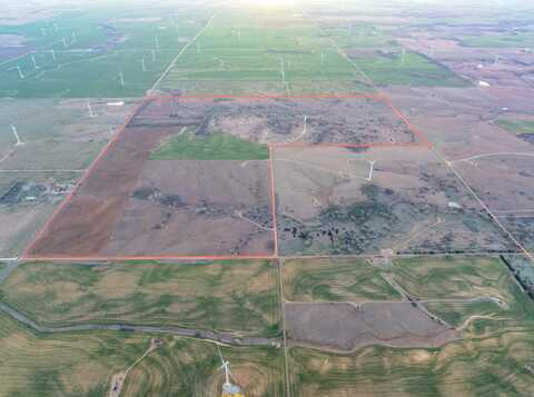 1 NW 150 RD, Harper, KS 67058