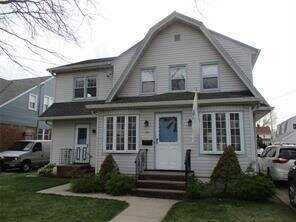 26 Chestnut Avenue, Floral Park, NY 11001