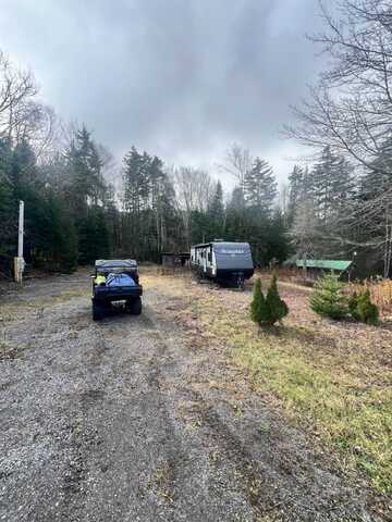774 State Route 8 Rd, Hoffmeister, NY 13353