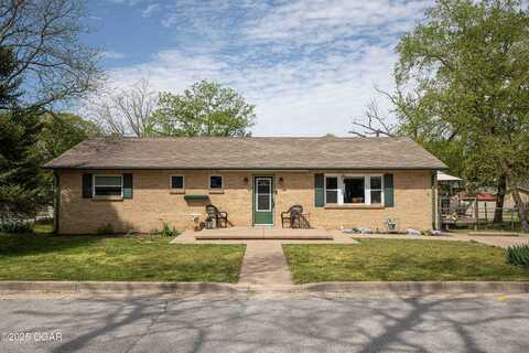 502 N Rose Avenue, Webb City, MO 64870