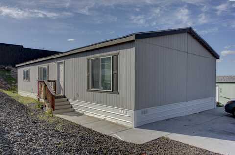 635 Lonetree, Richland, WA 99352