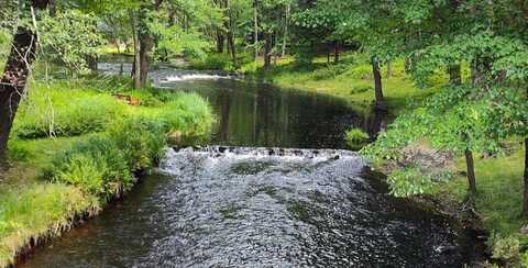 202 Deerfield Road, Lake Ariel, PA 18436