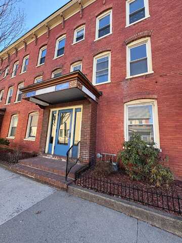 17 S 7th Street, Stroudsburg, PA 18360