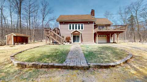 677 W Chipmunk Road, Bushkill, PA 18324
