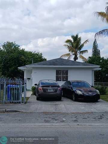 1371 NW 51st Ter, Miami, FL 33142