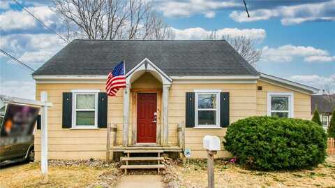 907 Birch Street, Eau Claire, WI 54703