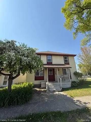 4554 MIDDLE Street, Columbiaville, MI 48421