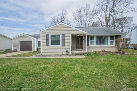 419 ALMONT Avenue, Almont, MI 48003