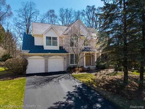 2773 Nicole Court, West Bloomfield, MI 48324