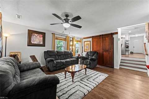 7402 Wickham Avenue, Newport News, VA 23605