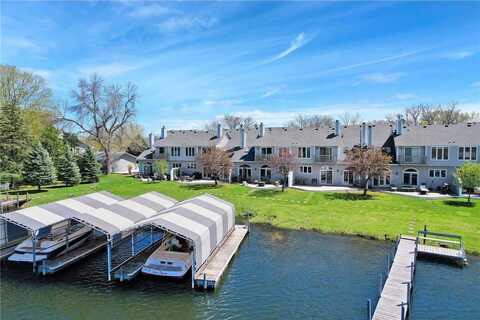 22 W Point Place, Tonka Bay, MN 55331