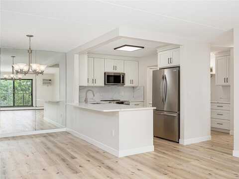 10411 Cedar Lake Road, Minnetonka, MN 55305
