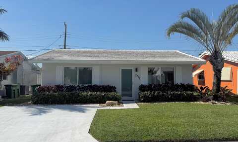 2712 NW 52nd Court, Tamarac, FL 33309
