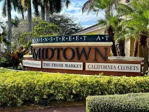 4905 Midtown Lane, Palm Beach Gardens, FL 33418