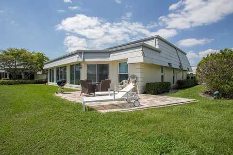 390 French Royale Circle, Atlantis, FL 33462