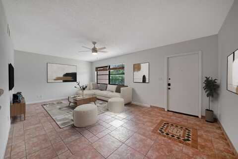 31 Toledo Court, Davie, FL 33324