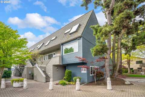 198 N HAYDEN BAY DR, Portland, OR 97217