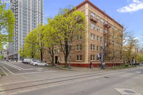 709 SW 16TH AVE, Portland, OR 97205