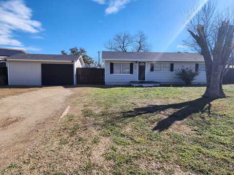1630 Canal Rd, San Angelo, TX 76904