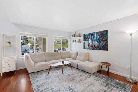 5033 Ducos Pl, San Diego, CA 92124