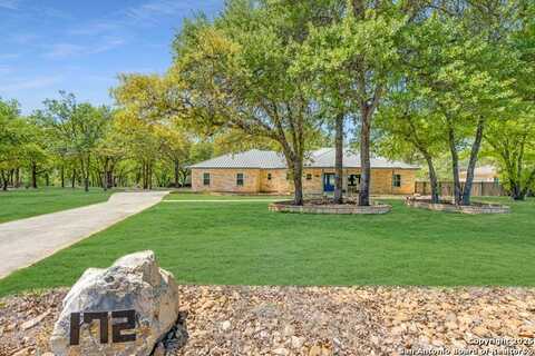 172 Legacy Ranch, La Vernia, TX 78121