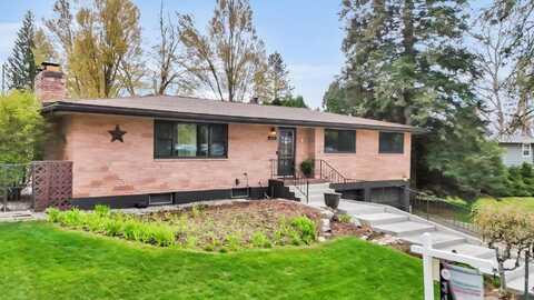 4117 W Woodside Ave, Spokane, WA 99208
