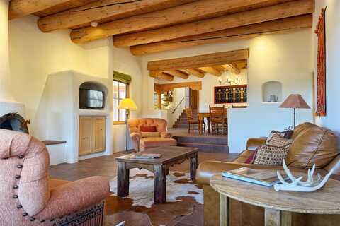 147 Gonzales unit: 18, Santa Fe, NM 87501