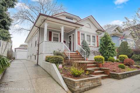 67 Lawrence Avenue, Staten Island, NY 10310