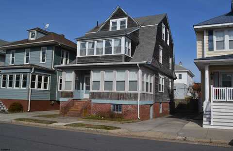 19 S Surrey Ave, Ventnor City, NJ 08406