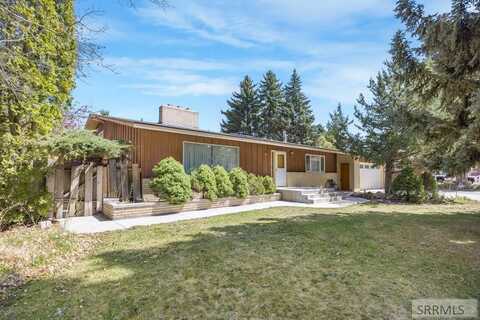 3333 Handly Ave, Idaho Falls, ID 83404