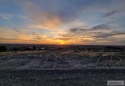 5825 N Enos Dr, Idaho Falls, ID 83401