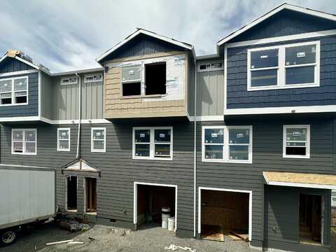 7861 Houston Loop, White City, OR 97503