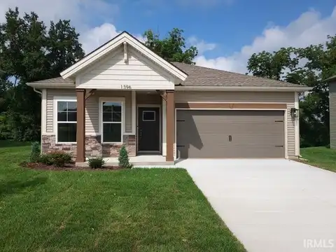 1396 N Hunters Crossing Circle, Huntingburg, IN 47542