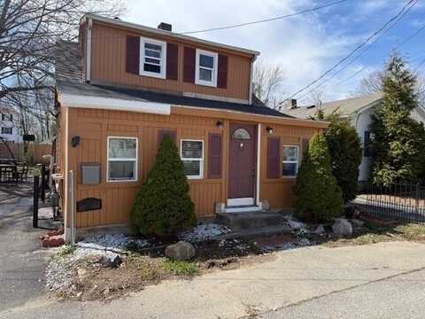 77 Huron Street, Warwick, RI 02889