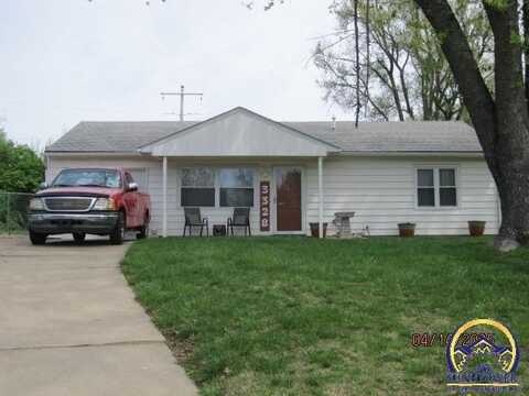 3328 SW Mayo AVE, Topeka, KS 66611