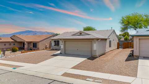 8972 E McMurray Place, Tucson, AZ 85730