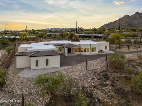 7137 N Thunderhead Drive, Tucson, AZ 85718