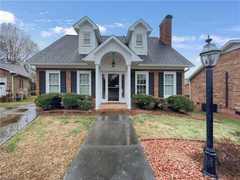 4205 Club Pointe Court, Winston Salem, NC 27104