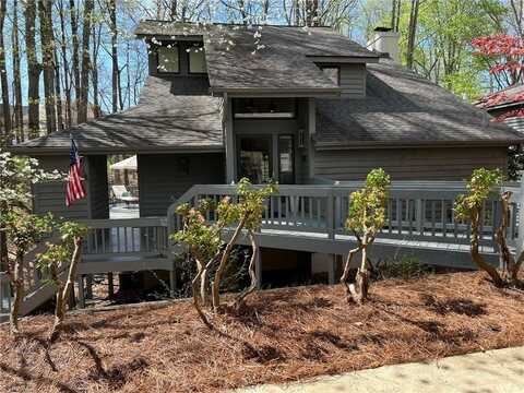 208 Forest Brook Drive, Winston Salem, NC 27106