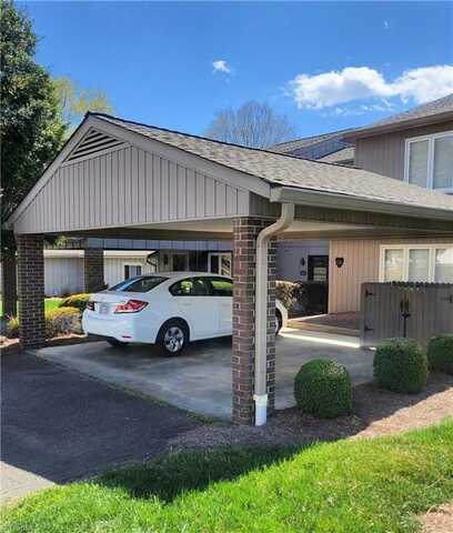 106 Mimosa Place, Advance, NC 27006