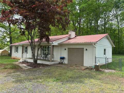 6837 Flint Hill Road, Sophia, NC 27350
