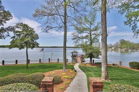 1062 Riverwood Drive, Lexington, NC 27292