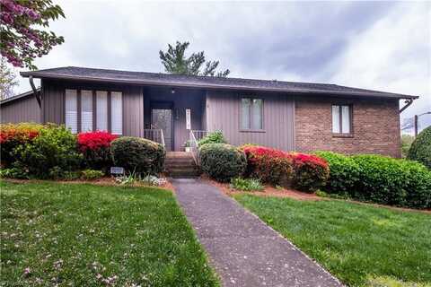 214 Ridgehaven Drive, Winston Salem, NC 27104