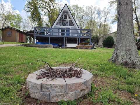 120 Ole Point Lane, Salisbury, NC 28146
